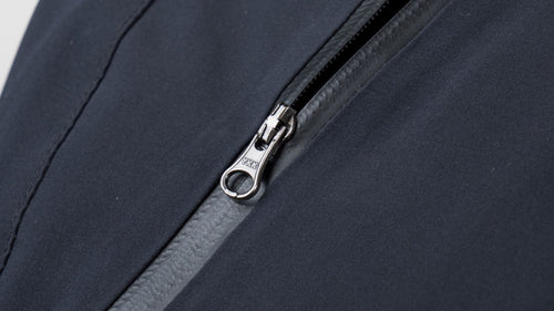 YKK®: 3 litere discrete la care să iei aminte atunci când îți alegi îmbrăcămintea funcțională