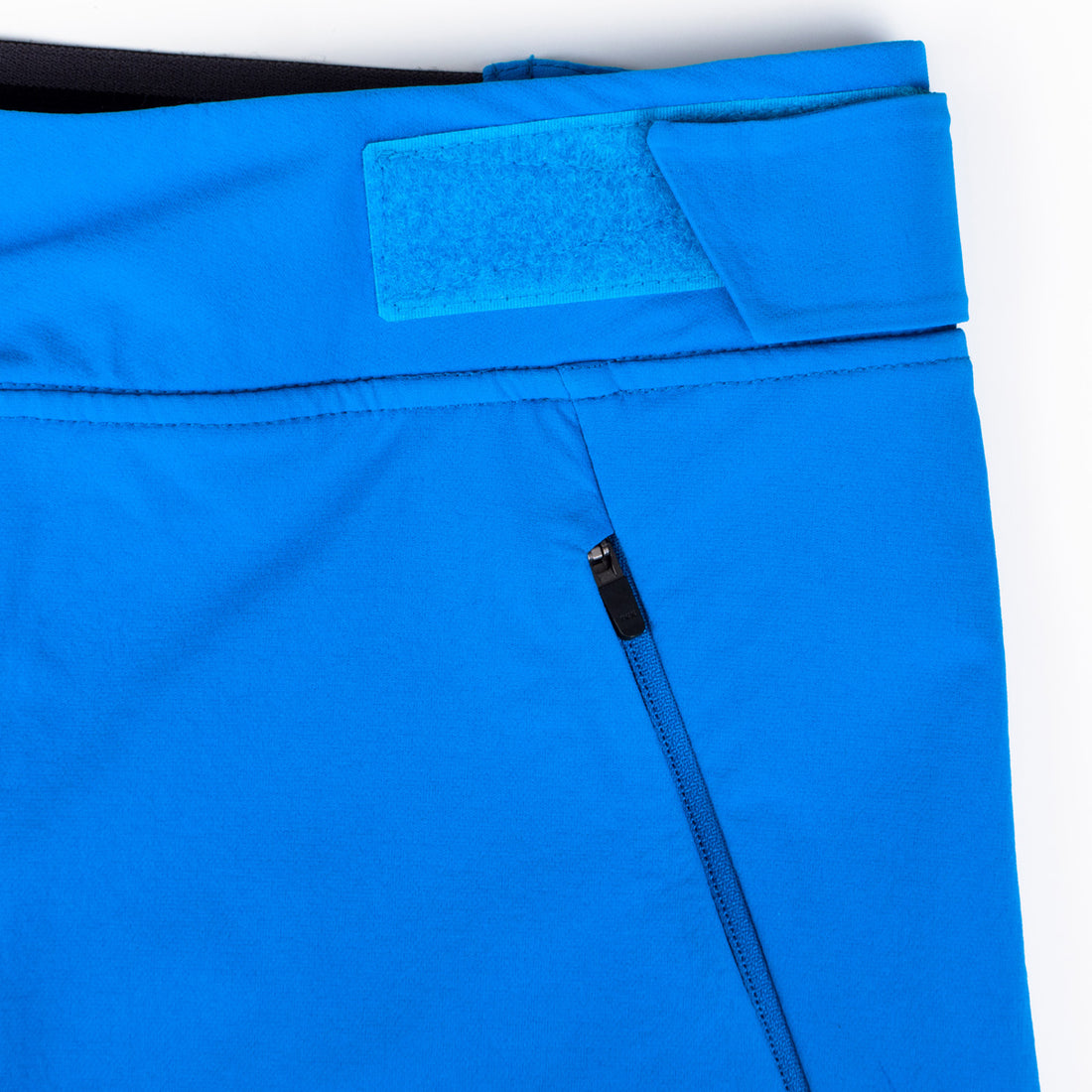 BE-3321OR Men's trekking shorts KMIDER