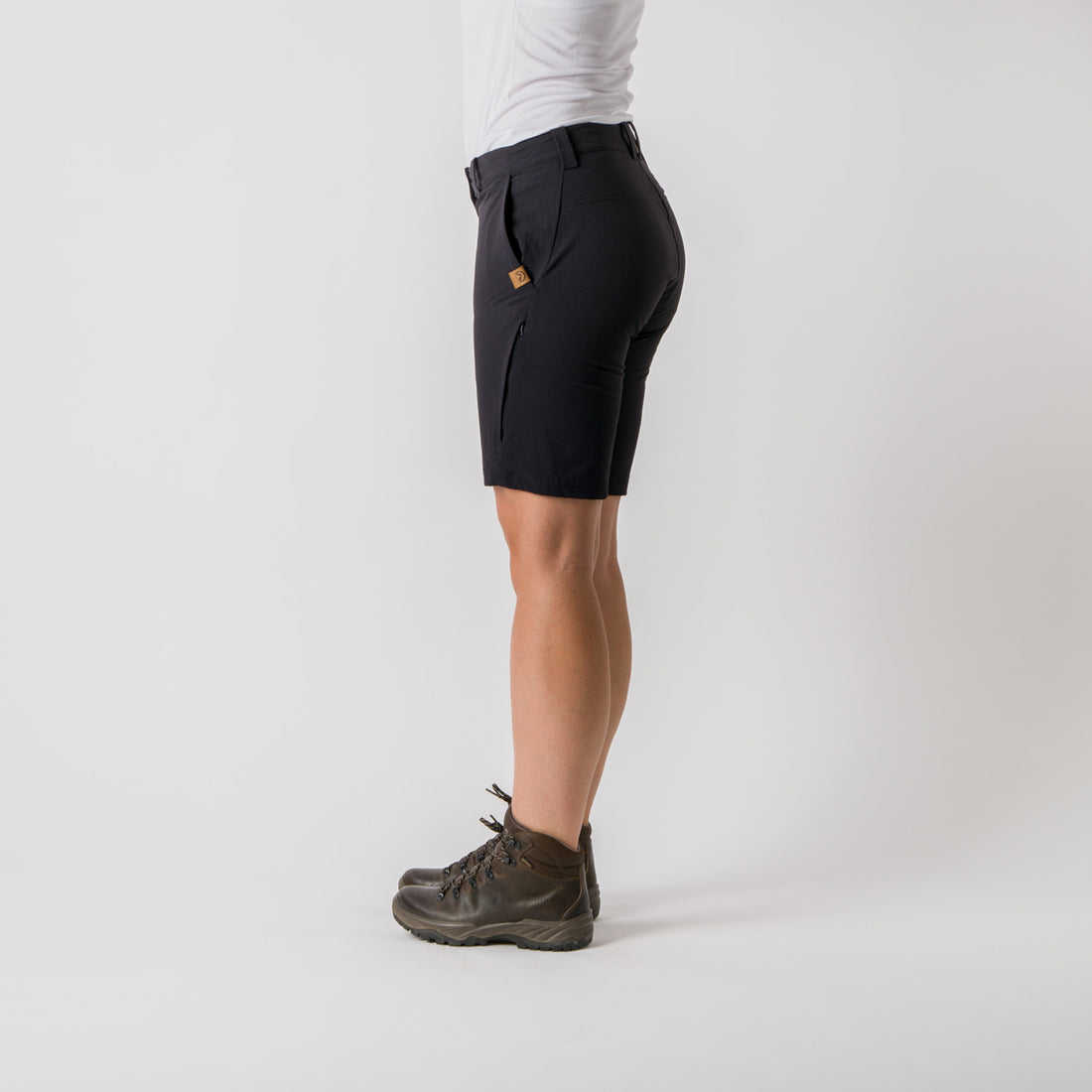 BE-4356AD women's stretch shorts adventure TAMIA